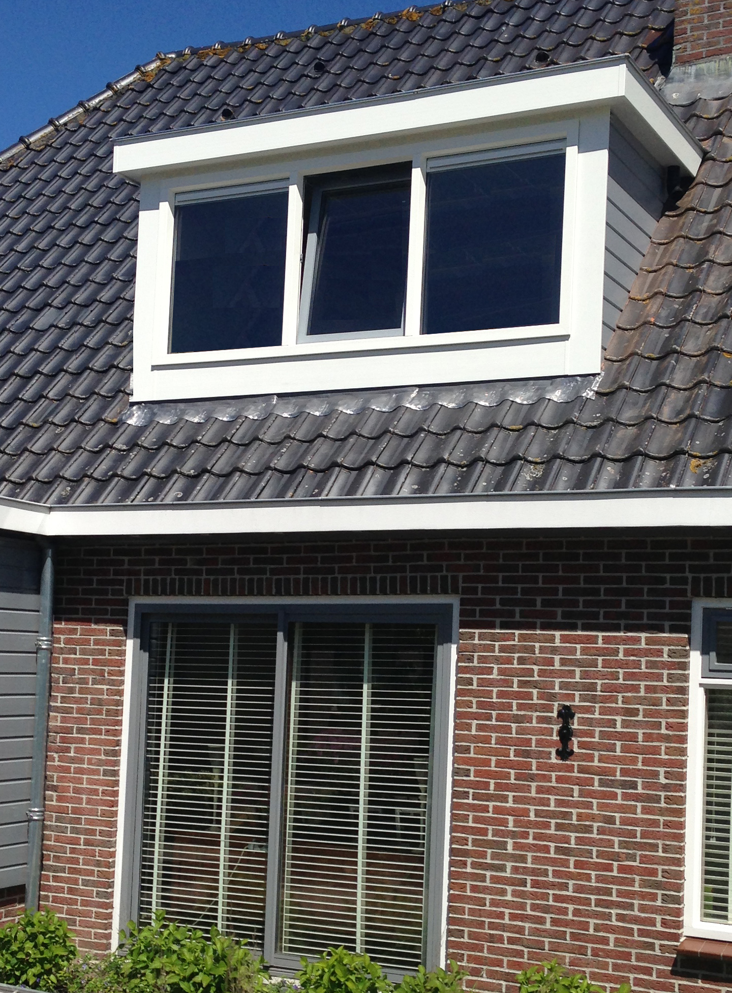 ruit-hoog-houtnerf-grijs_01.JPG