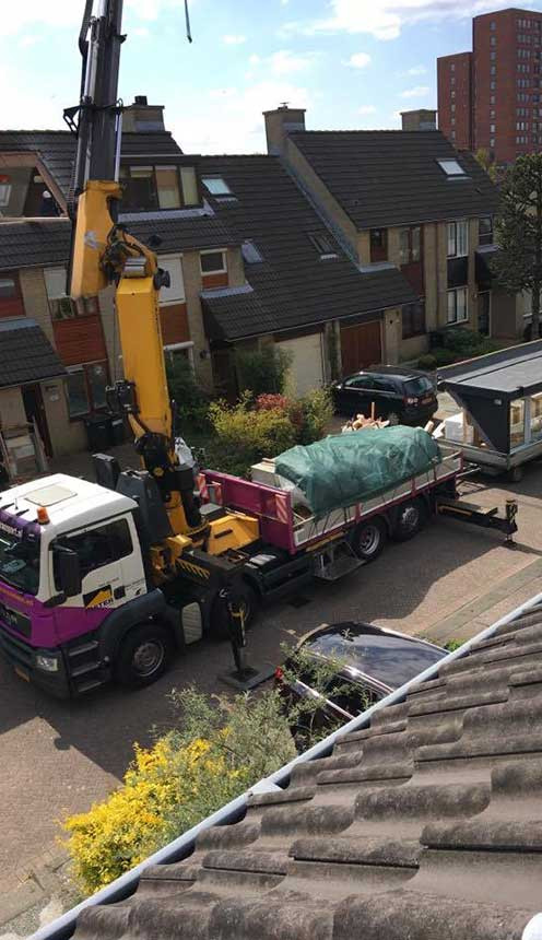 Dakkapel plaatsen Rotterdam met kraan.