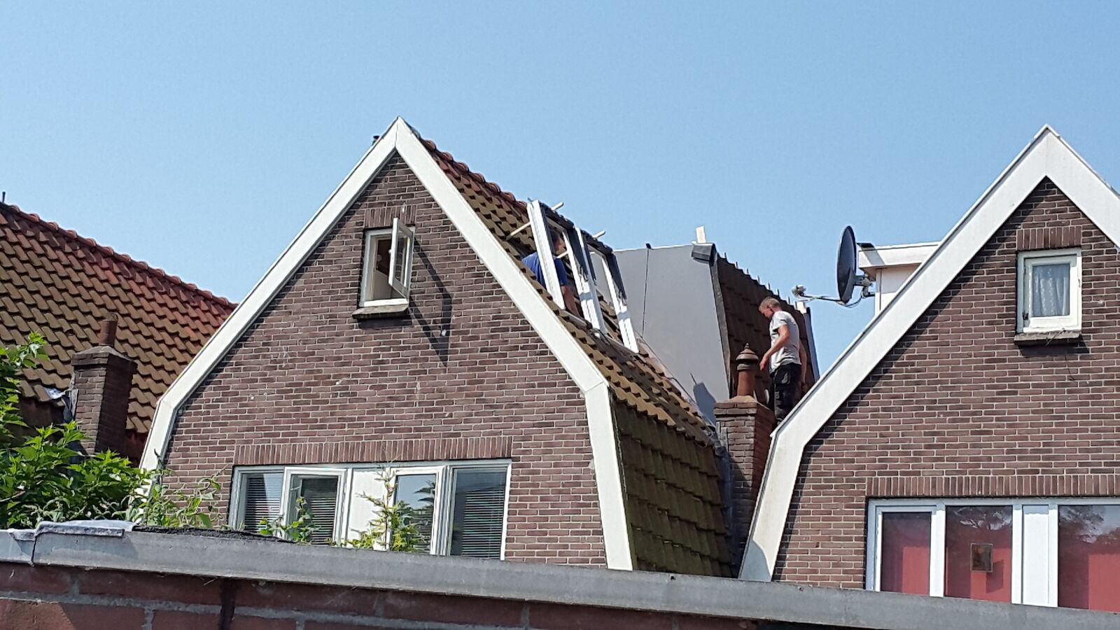 Dakkapel Zaandam gat in het dak, buitenaanzicht.