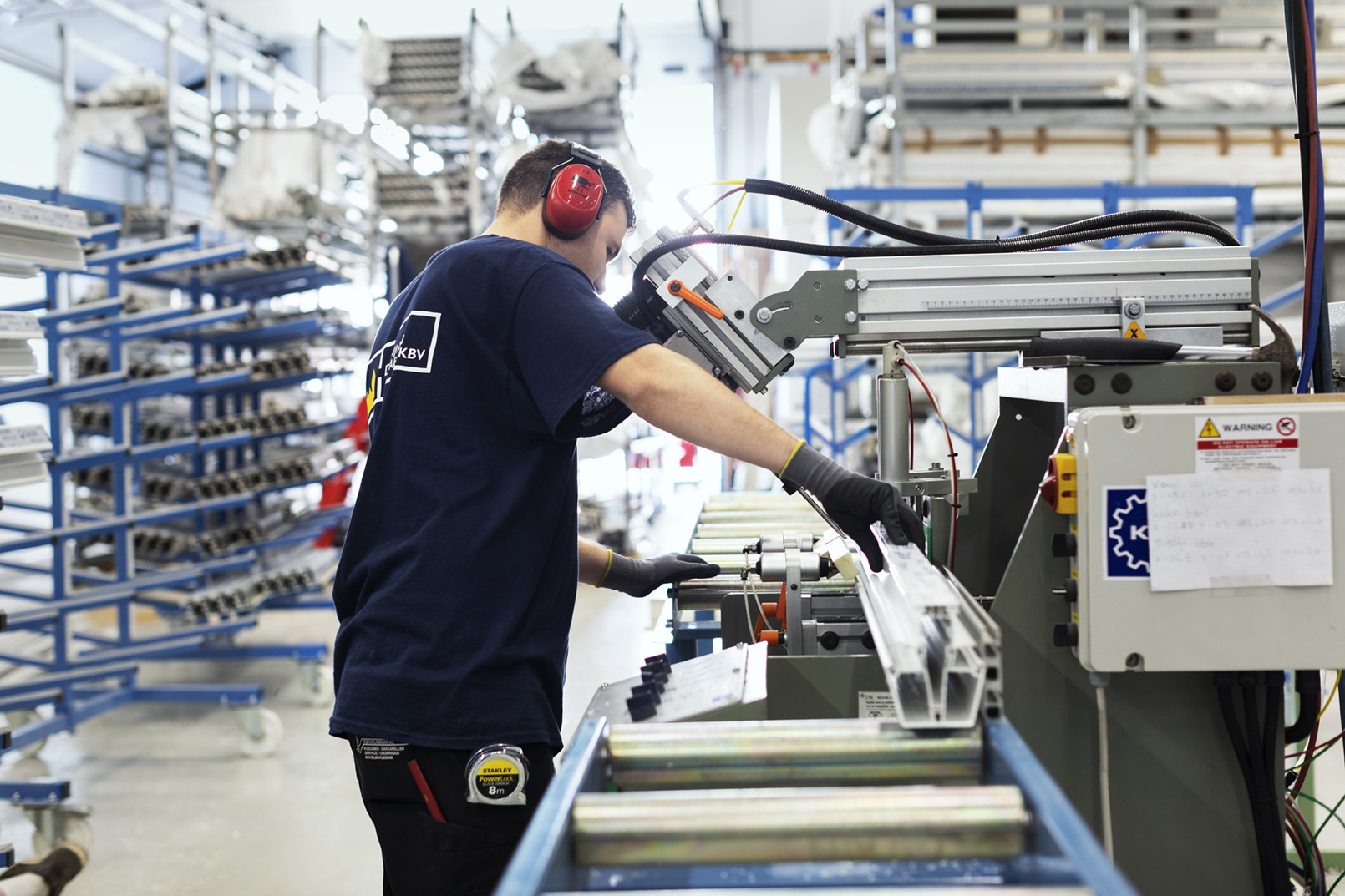 Dakkapel kozijnen hoogwaardige materialen in productie in fabriek Ruiter Dakkapellen.