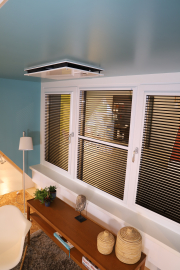 Raamdecoratie dakkapel zwart: shutters