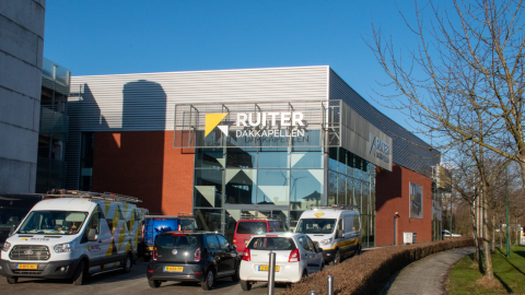 ruiter dakkapellen showroom houten
